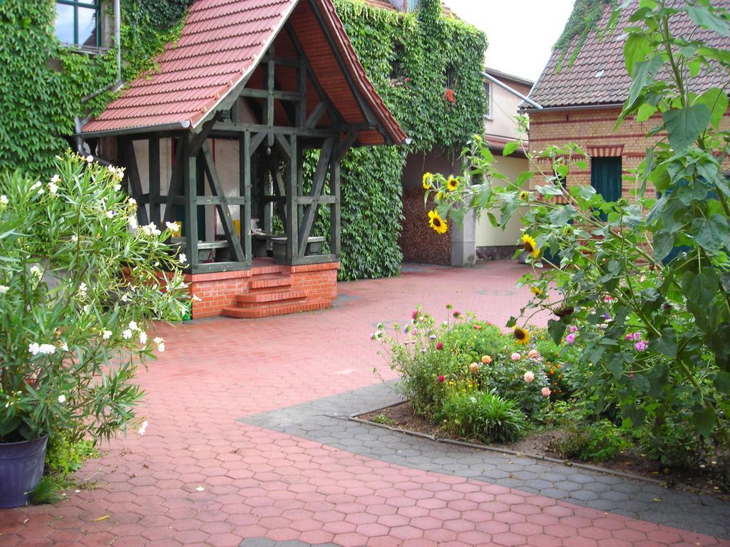 Ferienwohnung Auf Ehem. Alten Bauernhof Liebenwalde Exteriör bild